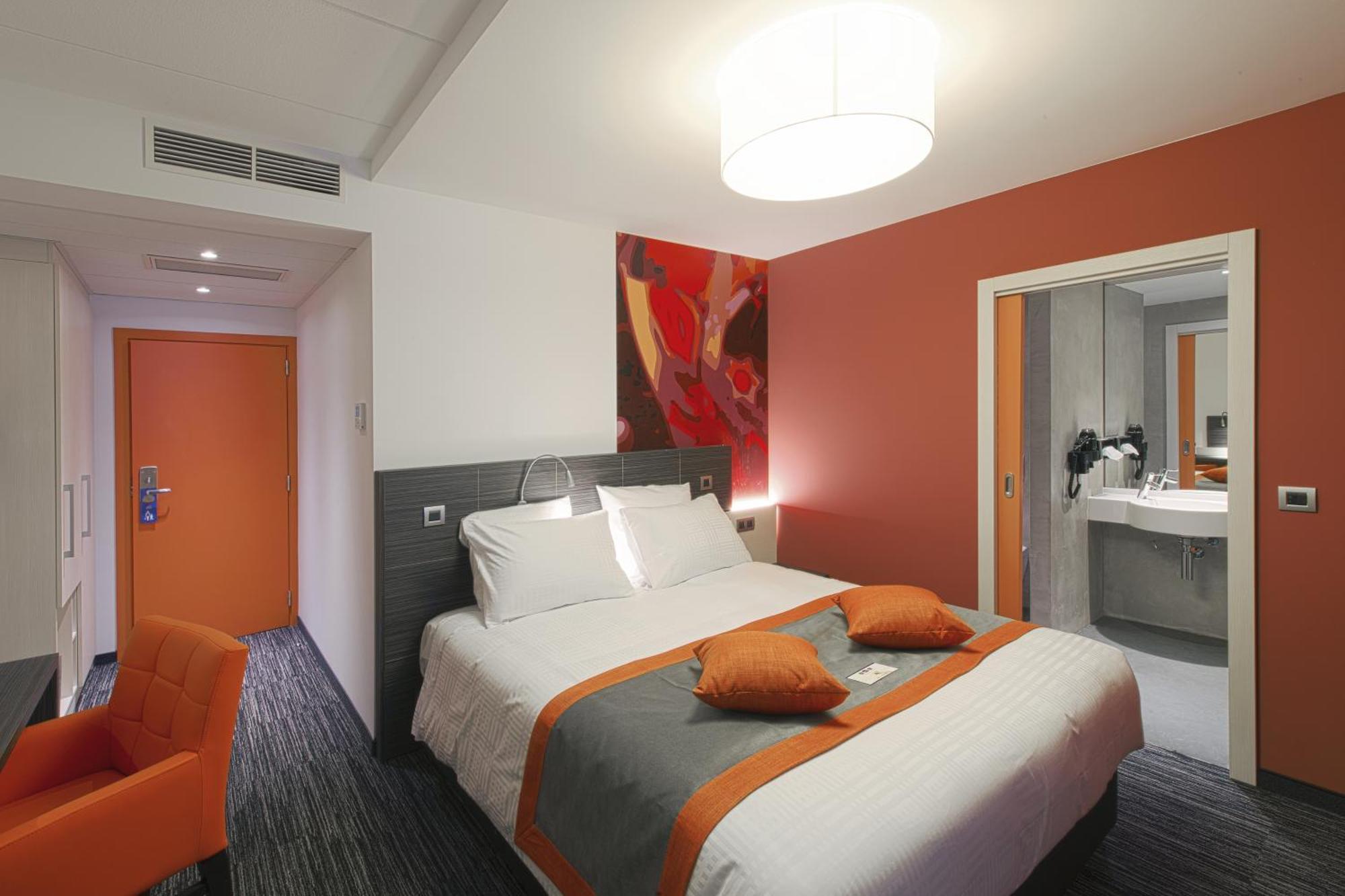 Standard Double or Twin Room